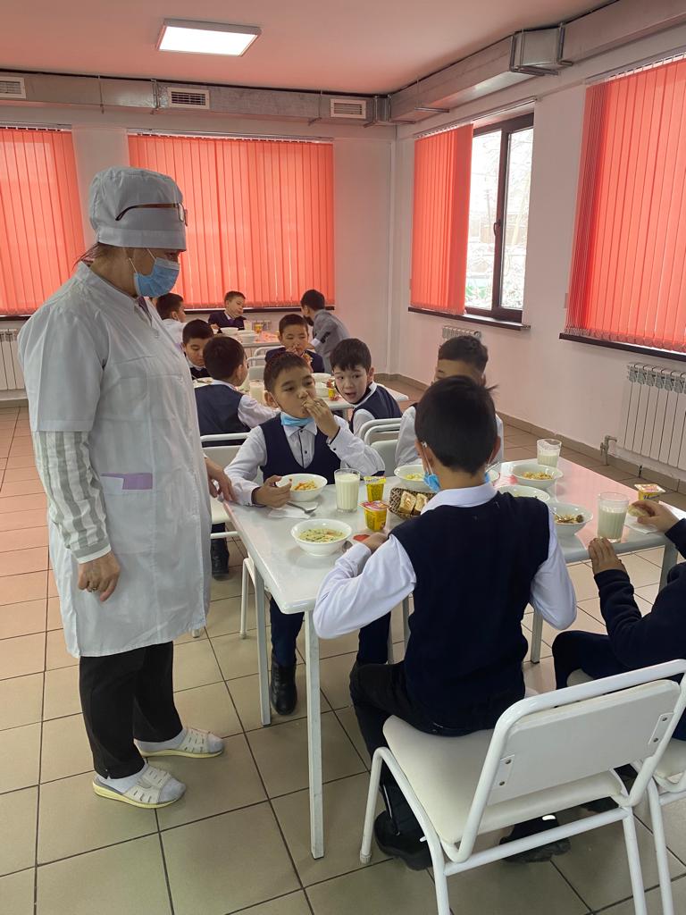 "Дұрыс тамақтанбаудың кері әсерлері"