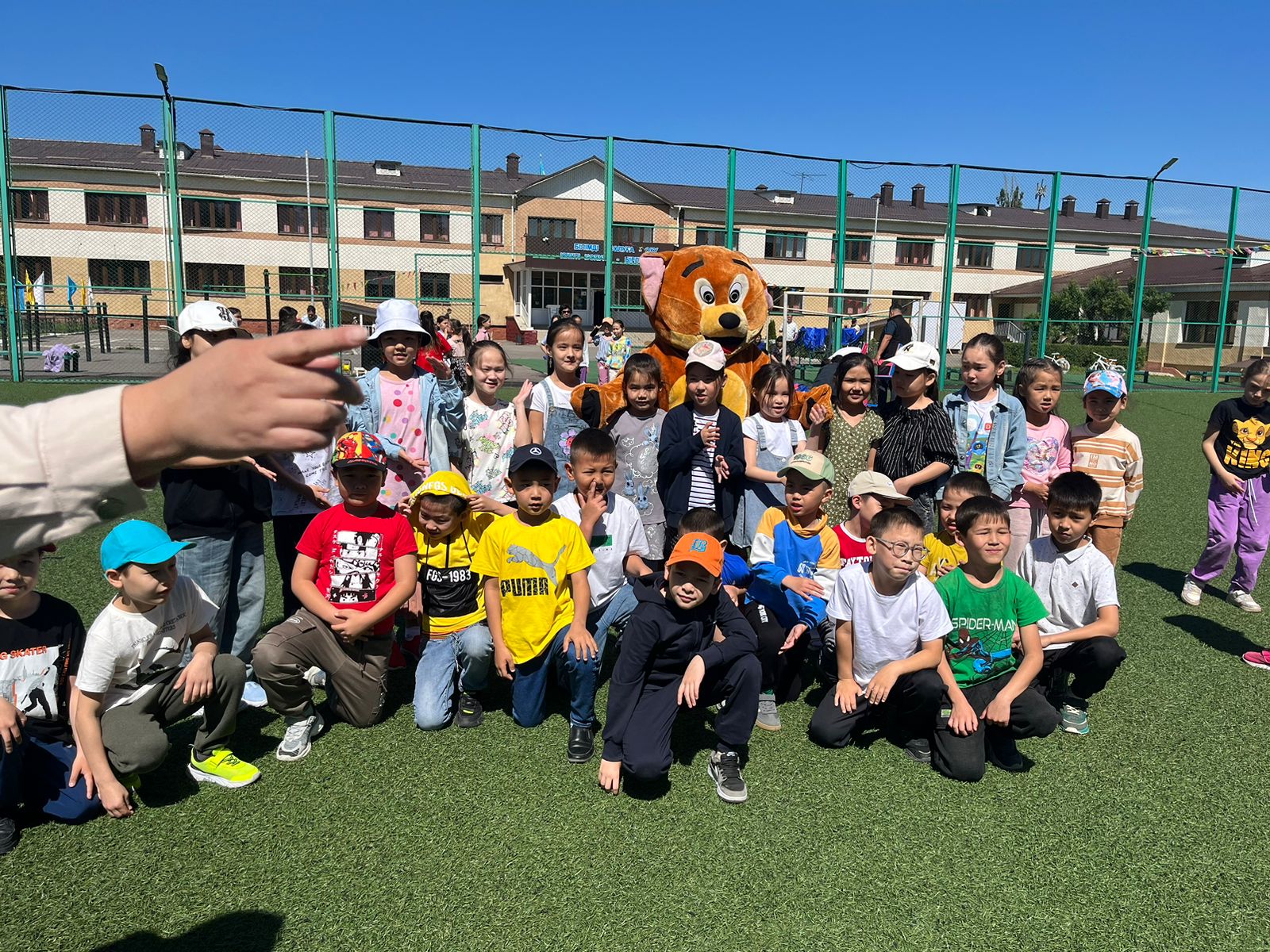 Мектеп жанындағы "Күншуақ "жазғы лагерьі  28.05.2024ж